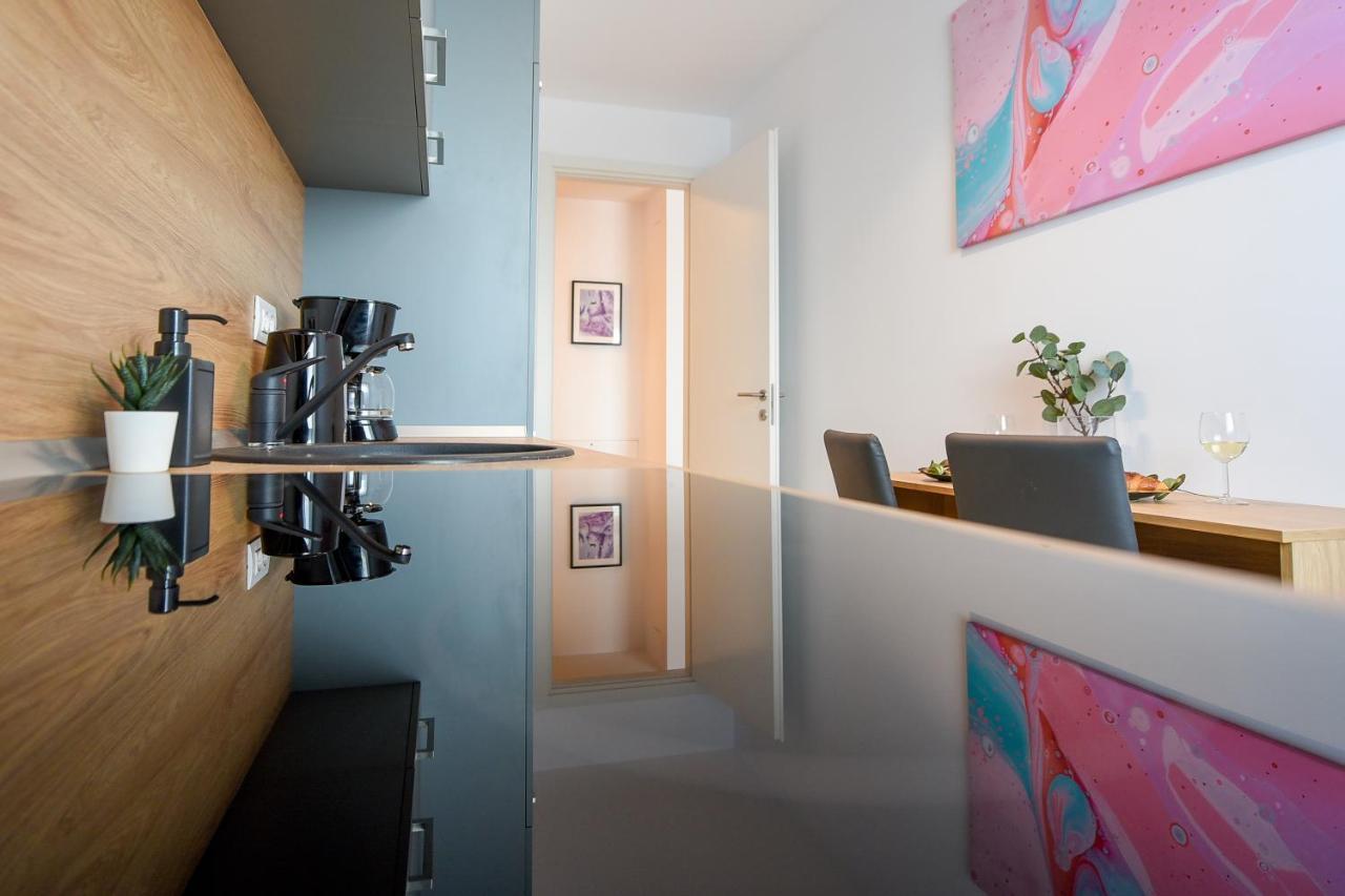 Eye Candy Romexpo 2-Bedroom With Free Parking Bucarest Extérieur photo