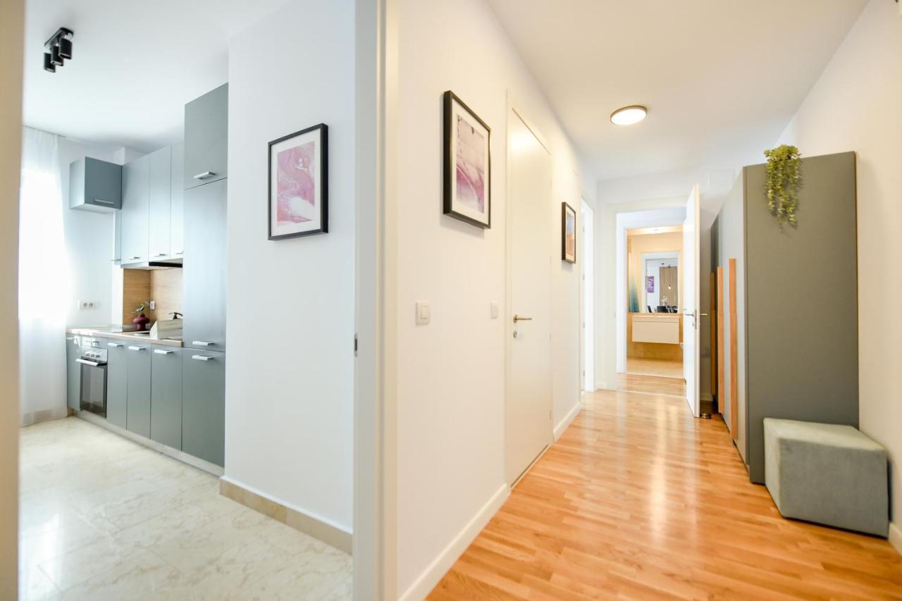 Eye Candy Romexpo 2-Bedroom With Free Parking Bucarest Extérieur photo